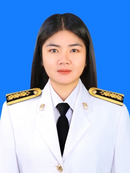 นางสาวกาญจนาพร ขันไกล้